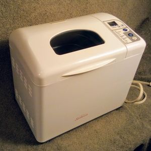 Sunbeam ExpressBake Bread Maker Machine